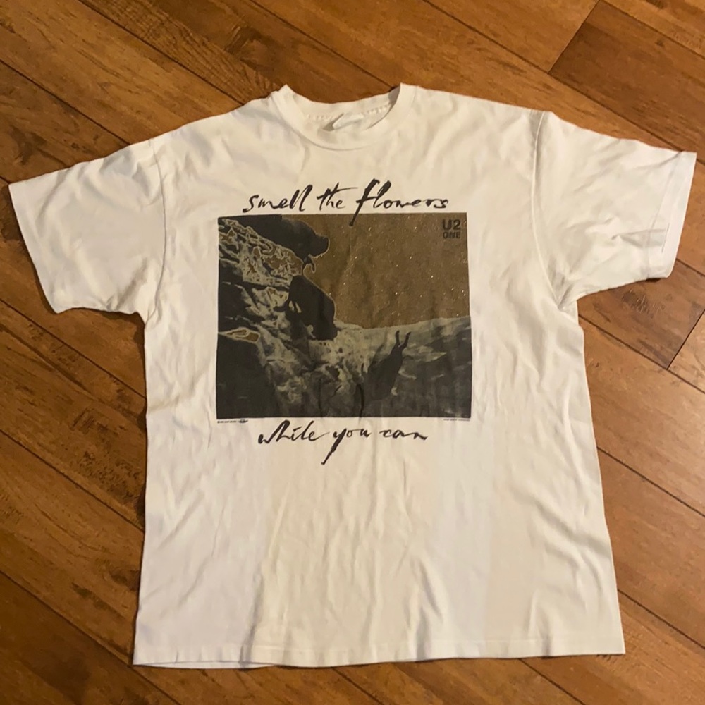 Vintage U2 Concert Tee Shirt Smell the Flowers While You Can 1991 Tour